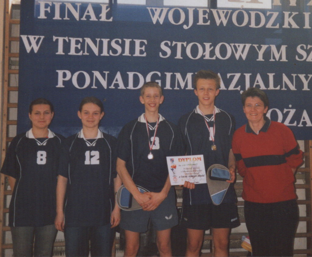 3  2004-2005 woj. drużynowy tenis stołowy j