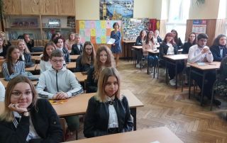 Na zdjęciu: Klasa 1d z wychowawcą, mgr Martą Głowacką