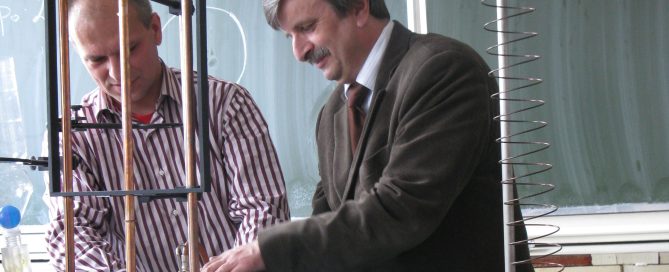 dr Paweł Armatys