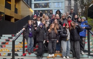 Uczniowie kl.1a wraz z opiekunami